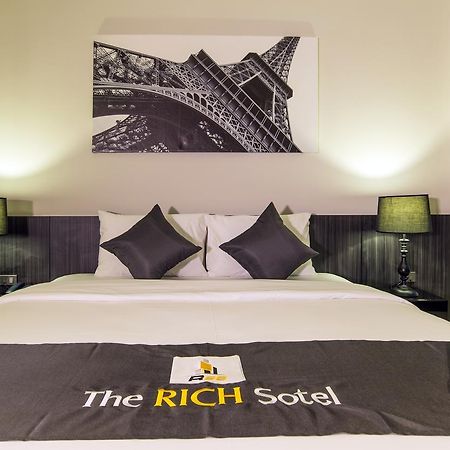 เดอะ ริช โซเทล Hotel Krabi ภายนอก รูปภาพ