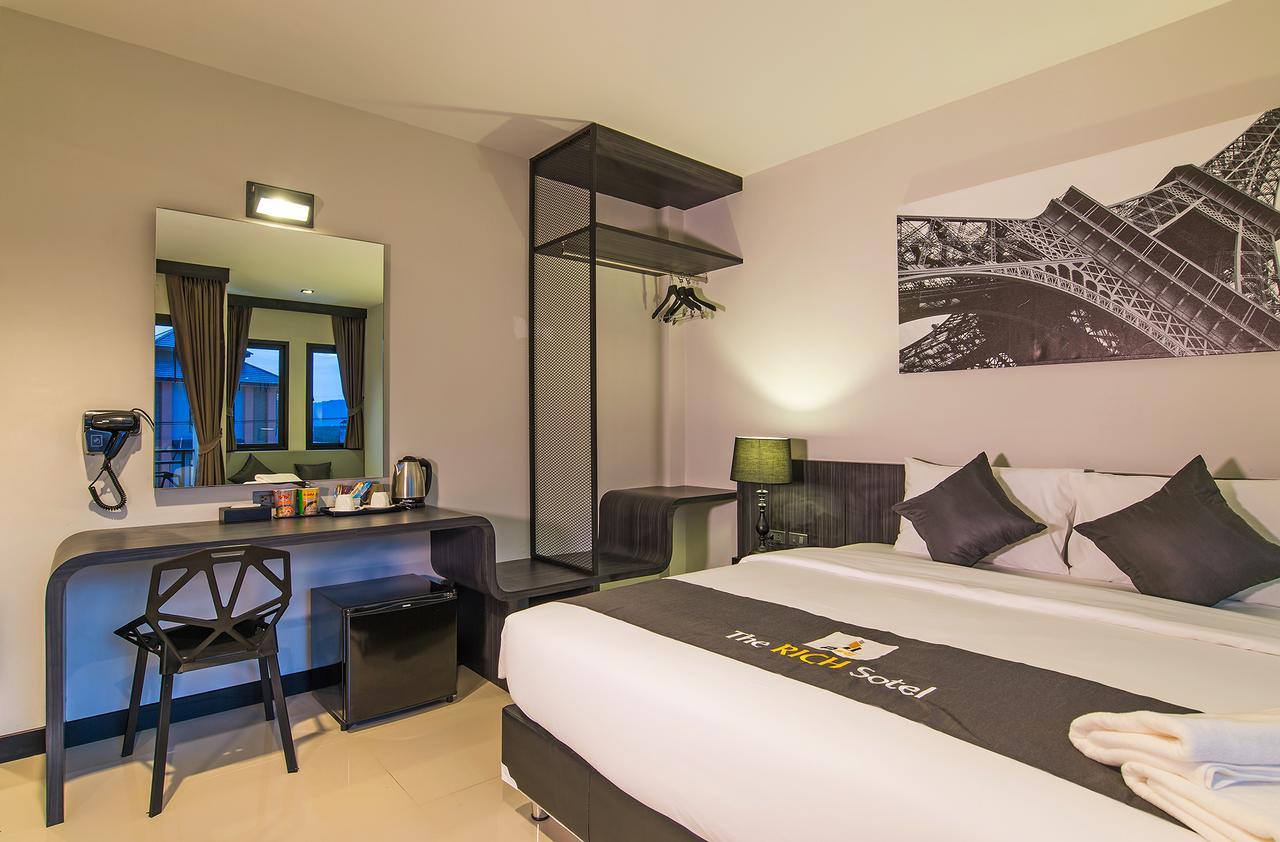 เดอะ ริช โซเทล Hotel Krabi ภายนอก รูปภาพ